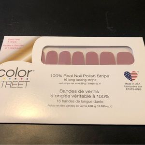 Color Street 100% Real Nail Polish Strips in Manchester Mauve